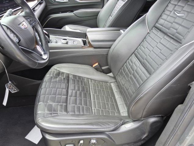 2022 Cadillac Escalade ESV Sport Platinum photo 4