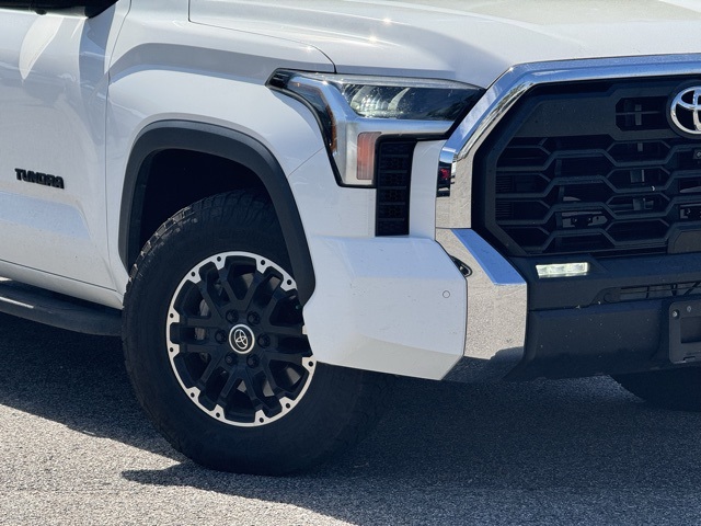 2022 Toyota Tundra SR5 photo 2