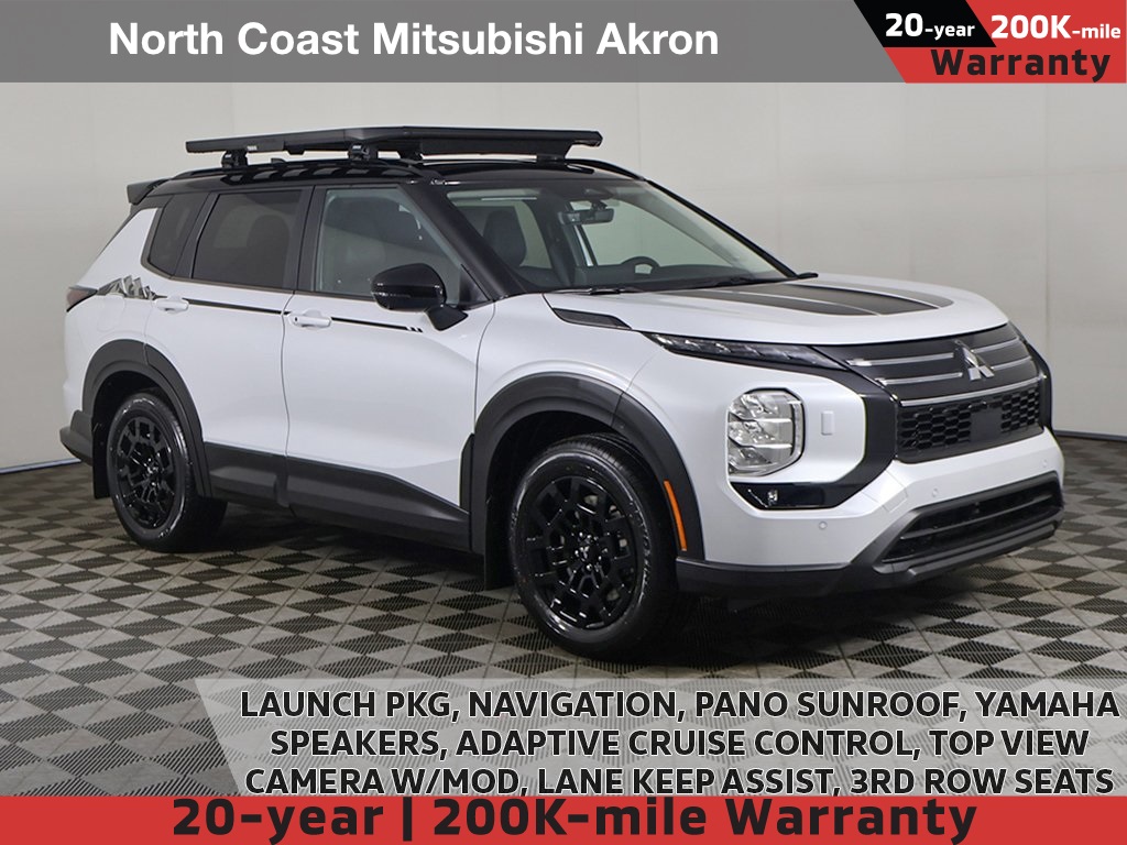 2025 Mitsubishi Outlander Trail Edition's photo