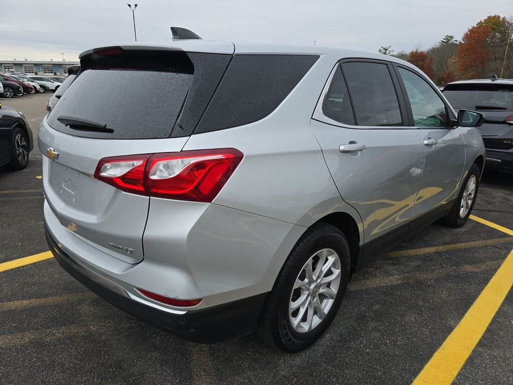 2021 Chevrolet Equinox LT photo 3