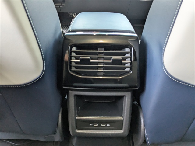 2024 Volkswagen ID.4 S photo 12