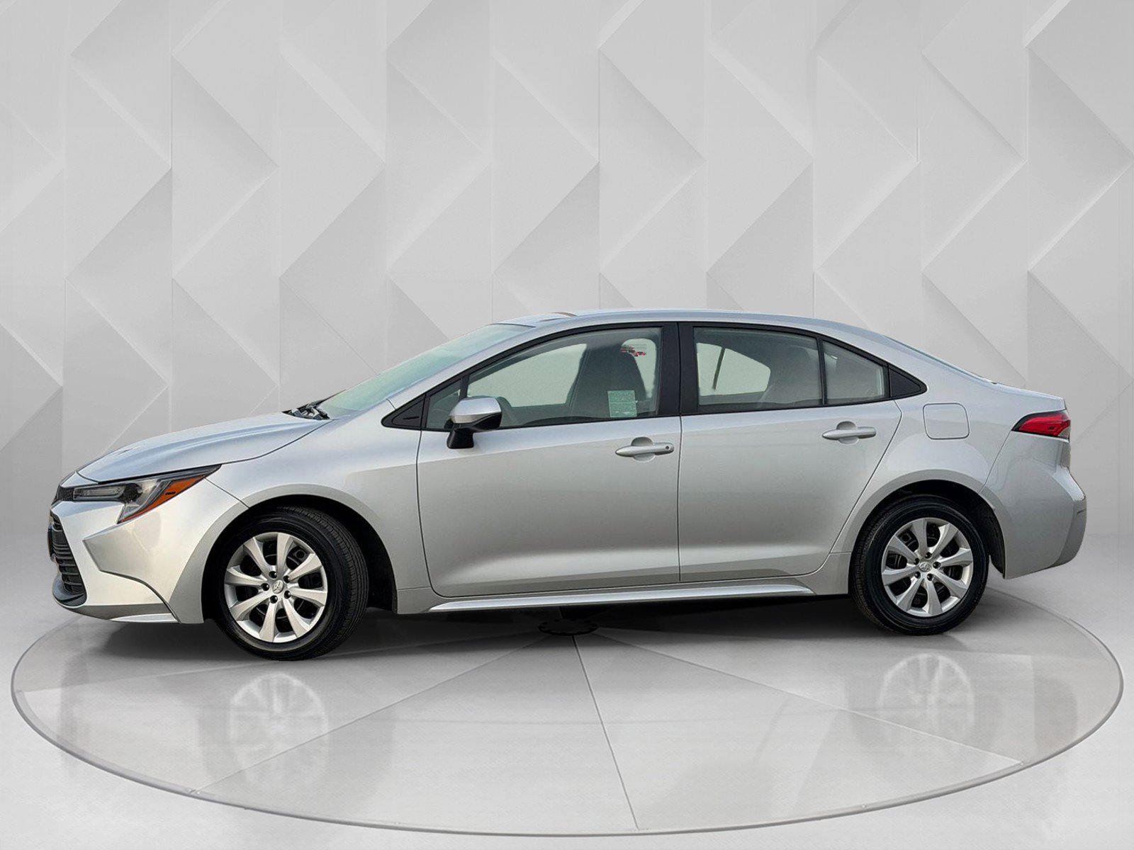 Certified 2024 Toyota Corolla LE with VIN 5YFB4MDE6RP118115 for sale in Kansas City