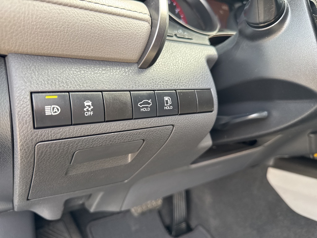 2021 Toyota Camry XSE photo 38