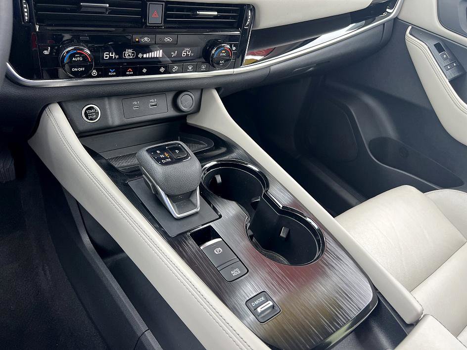 2023 Nissan Rogue SL photo 26