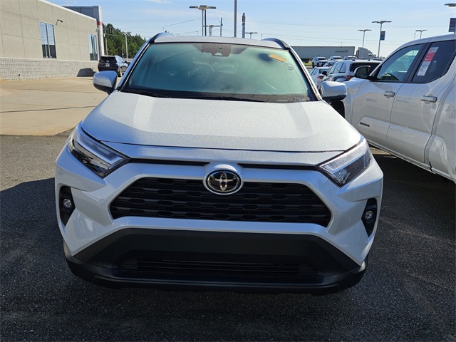 2023 Toyota RAV4 XLE Premium photo 2