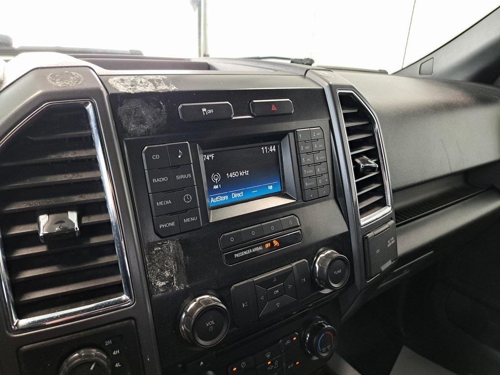2016 Ford F-150 XLT photo 10