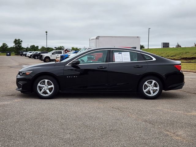 2018 Chevrolet Malibu photo 4