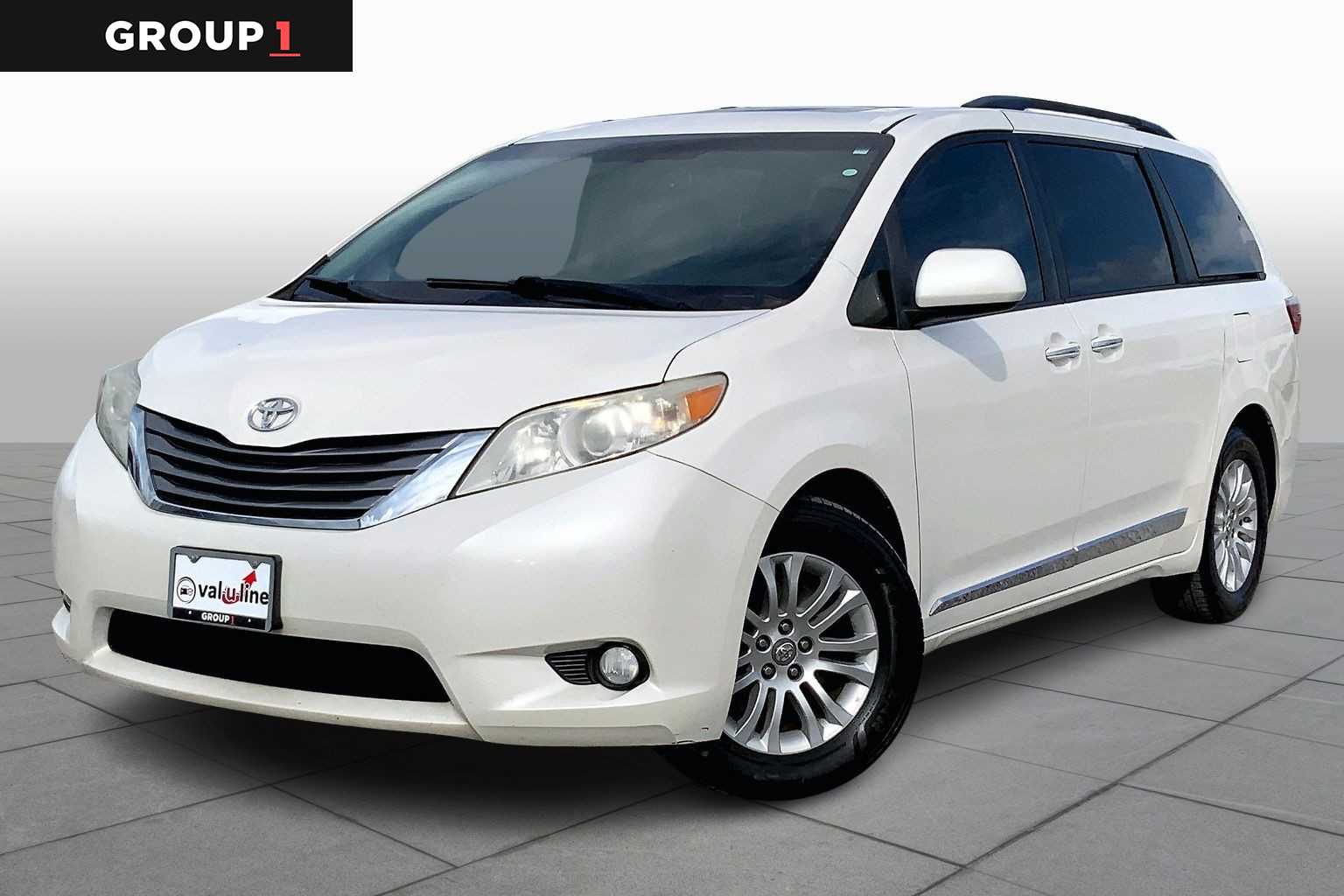 2017 Toyota Sienna XLE