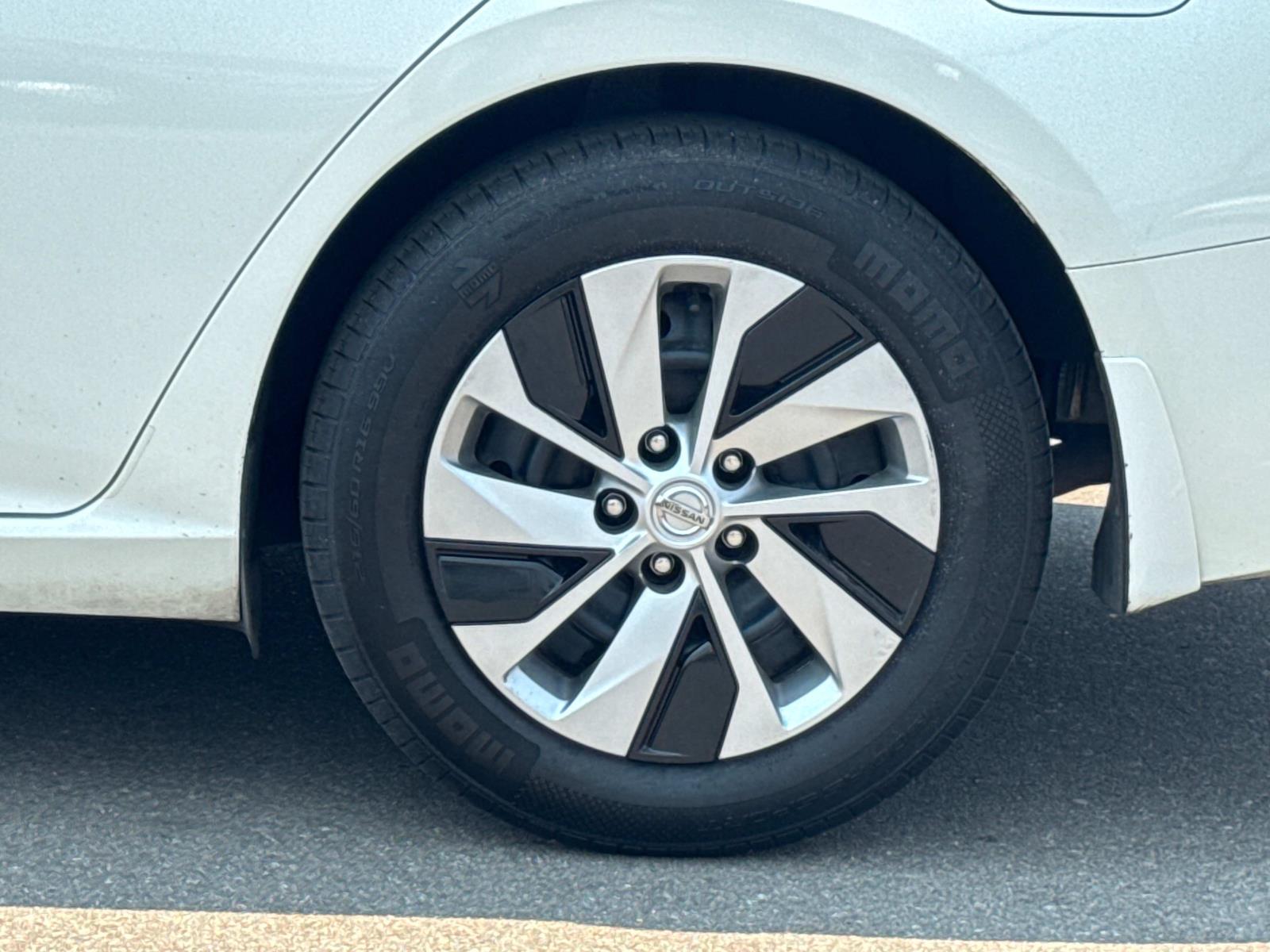 2021 Nissan Altima 2.5 S photo 22