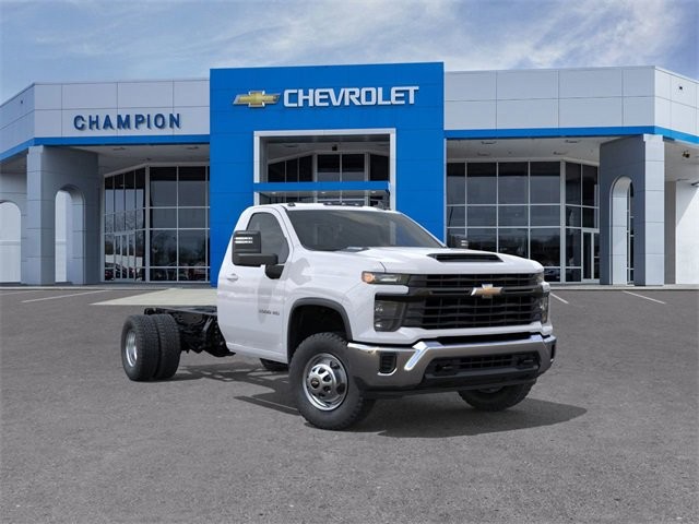 2025 Chevrolet Silverado 3500 HD Chassis Cab Work Truck