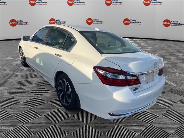 2016 Honda Accord EX-L photo 2