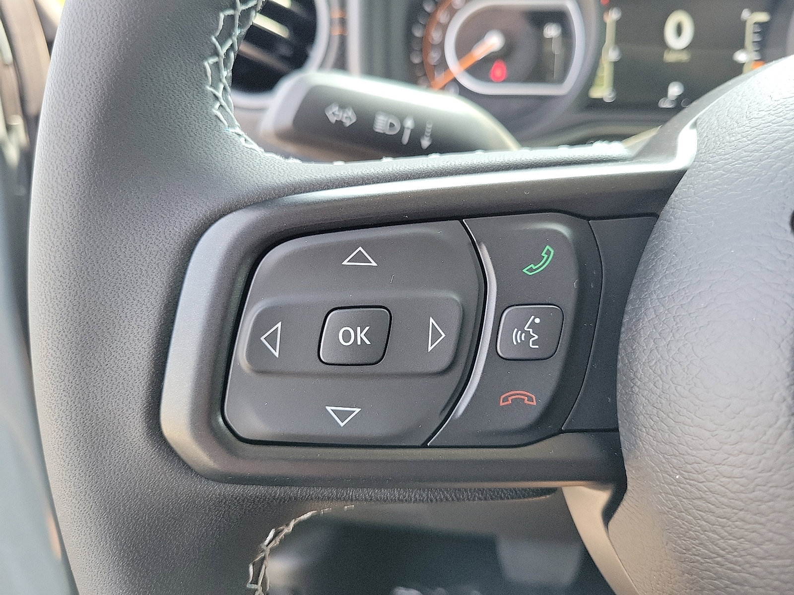 2025 Jeep Gladiator Mojave photo 4
