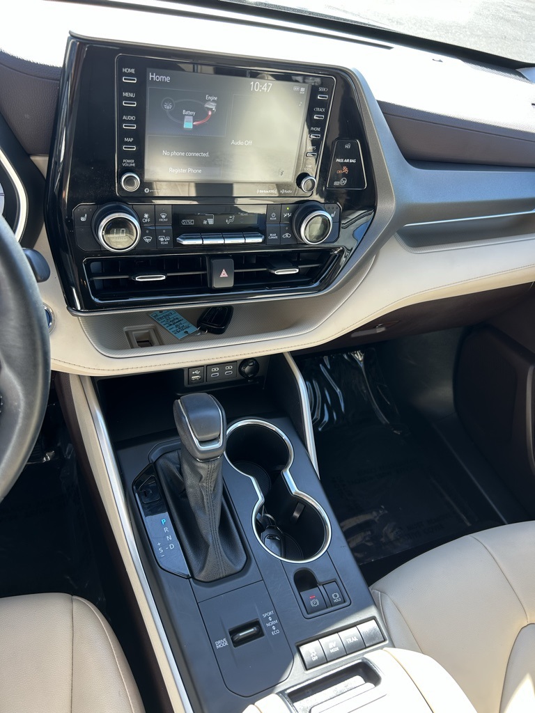 2022 Toyota Highlander Hybrid XLE photo 17