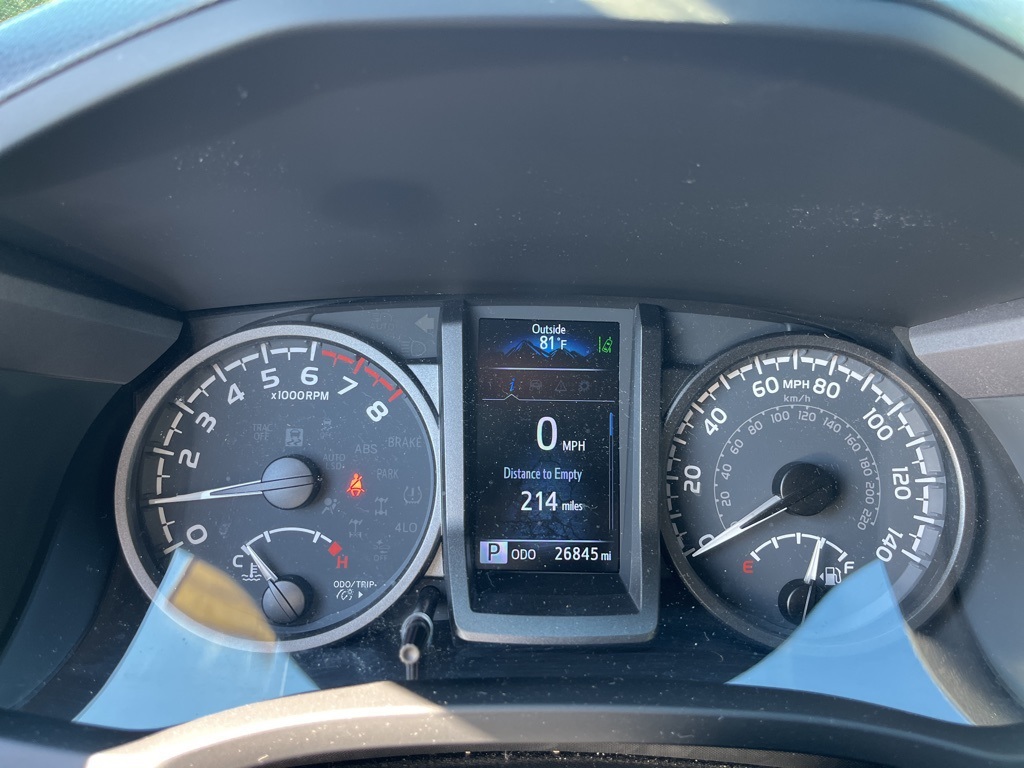 2022 Toyota Tacoma SR5 photo 14