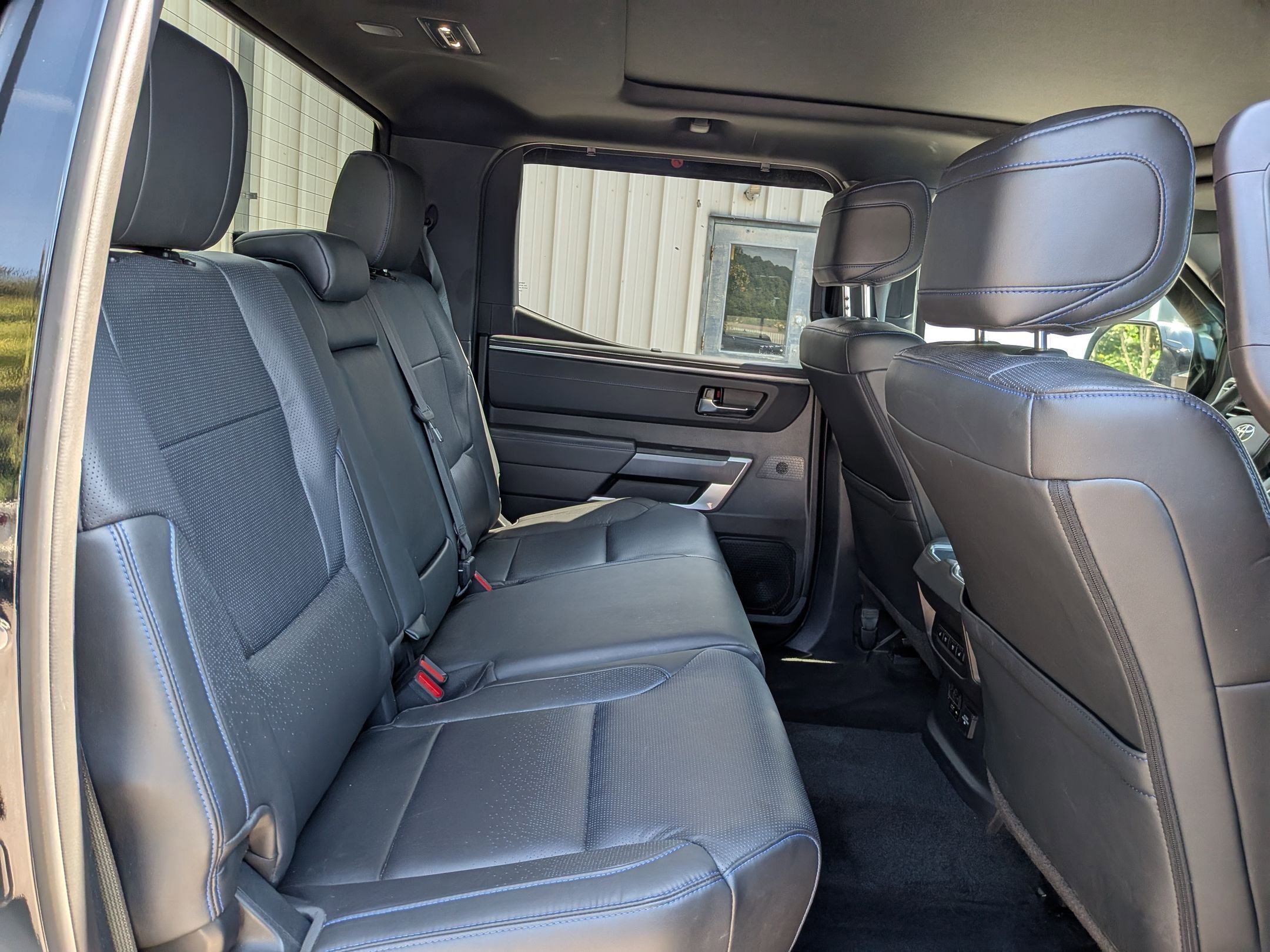 2022 Toyota Tundra Platinum photo 31
