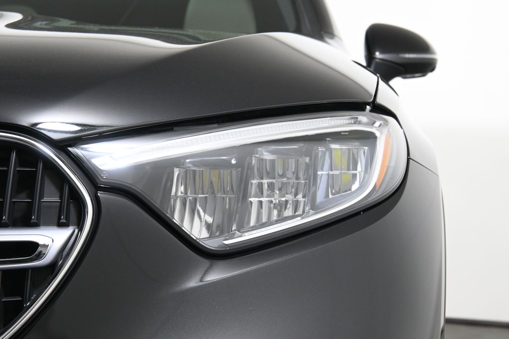 2025 Mercedes Benz GLC 300 4MATIC photo 7