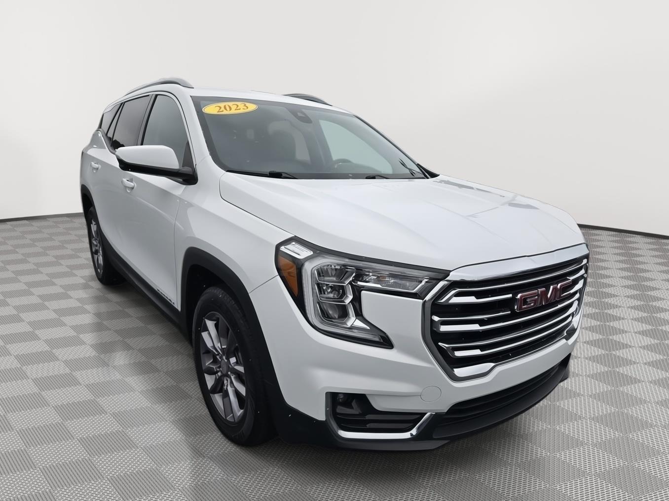 2023 GMC Terrain SLT's photo