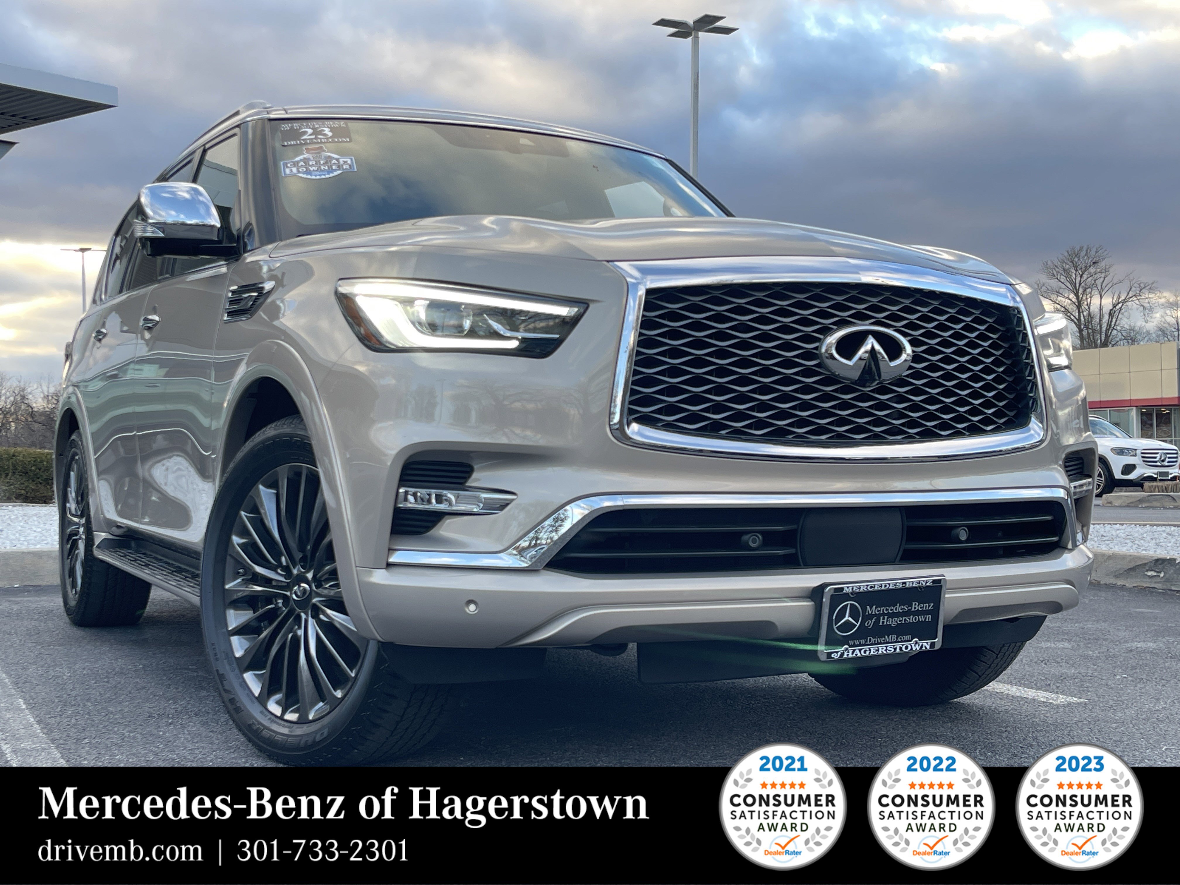 2023 INFINITI QX80 Sensory 4WD's photo