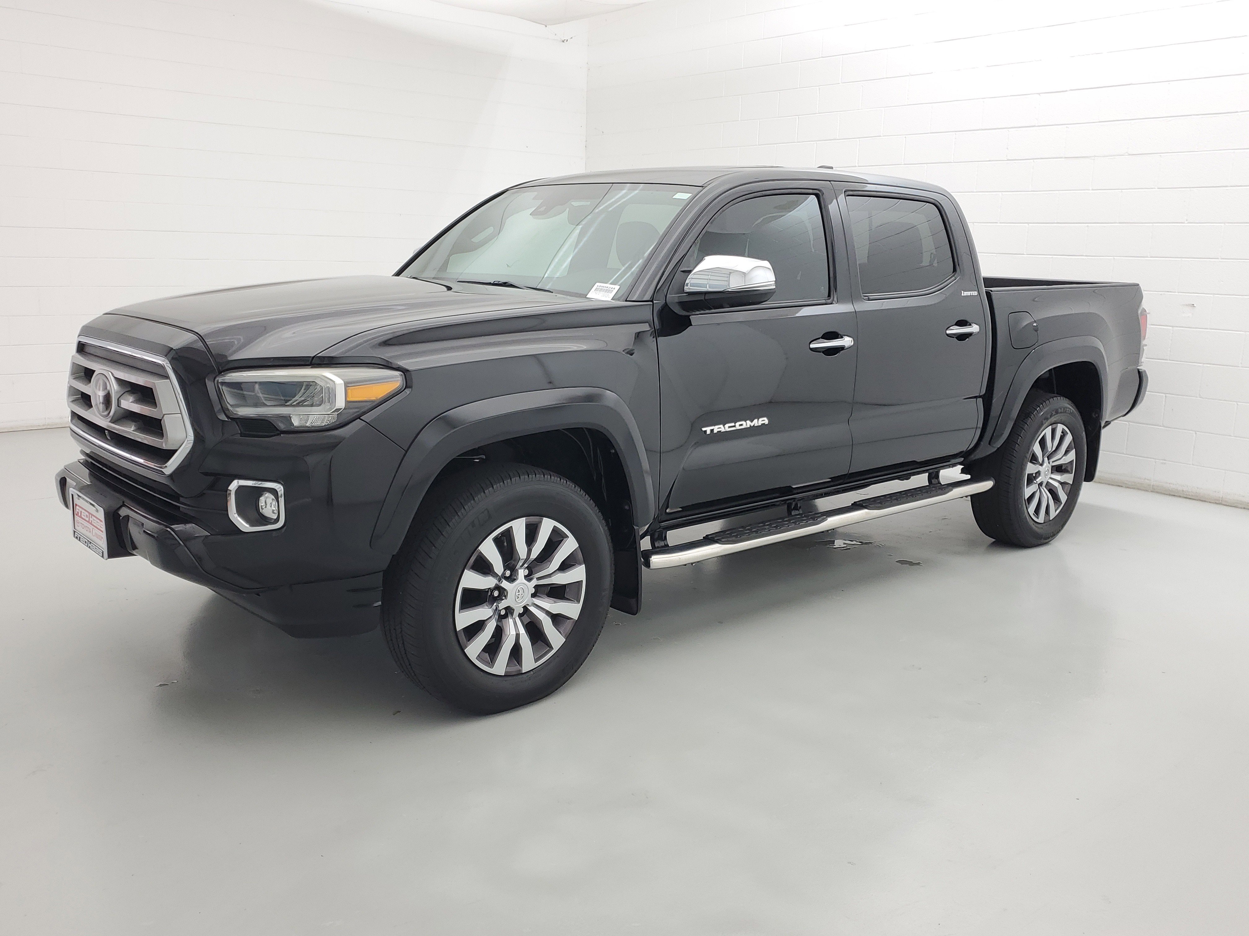 2020 Toyota Tacoma Limited's photo