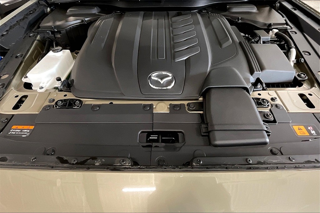 2025 MAZDA CX-70 - Image 10