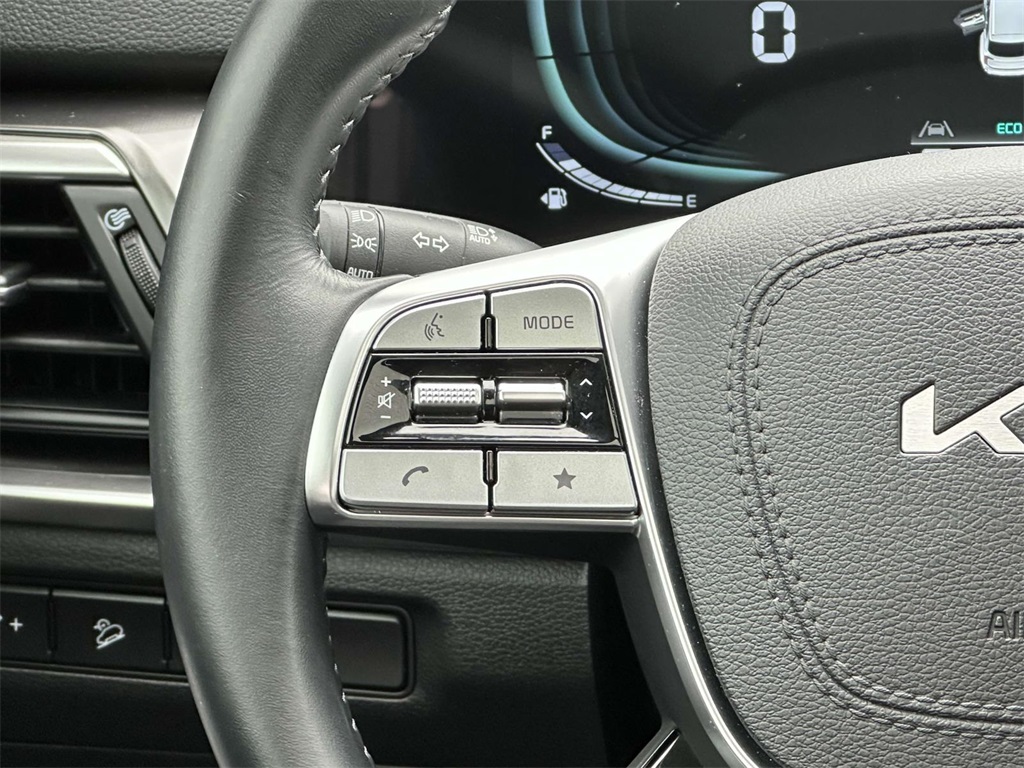 2024 Kia Telluride S photo 23