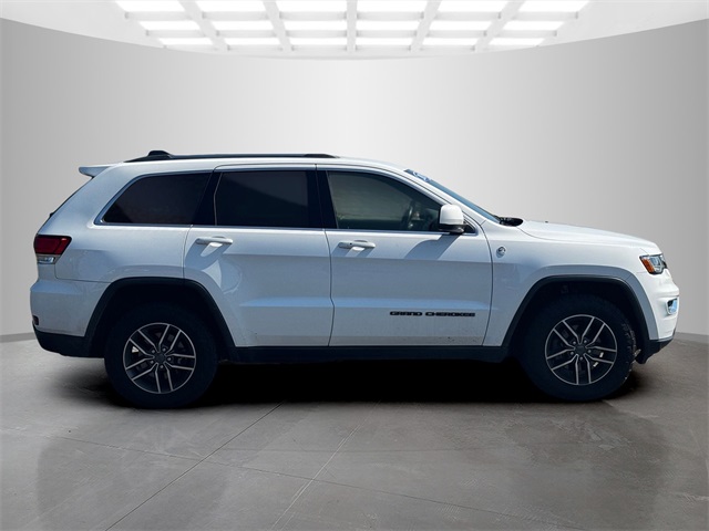 2020 Jeep Grand Cherokee Laredo photo 8