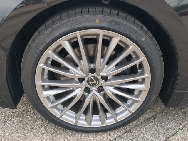 2025 Lexus IS 300 photo 11
