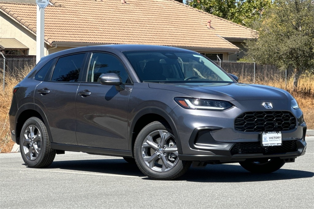 2026 Honda HR-V LX photo 2