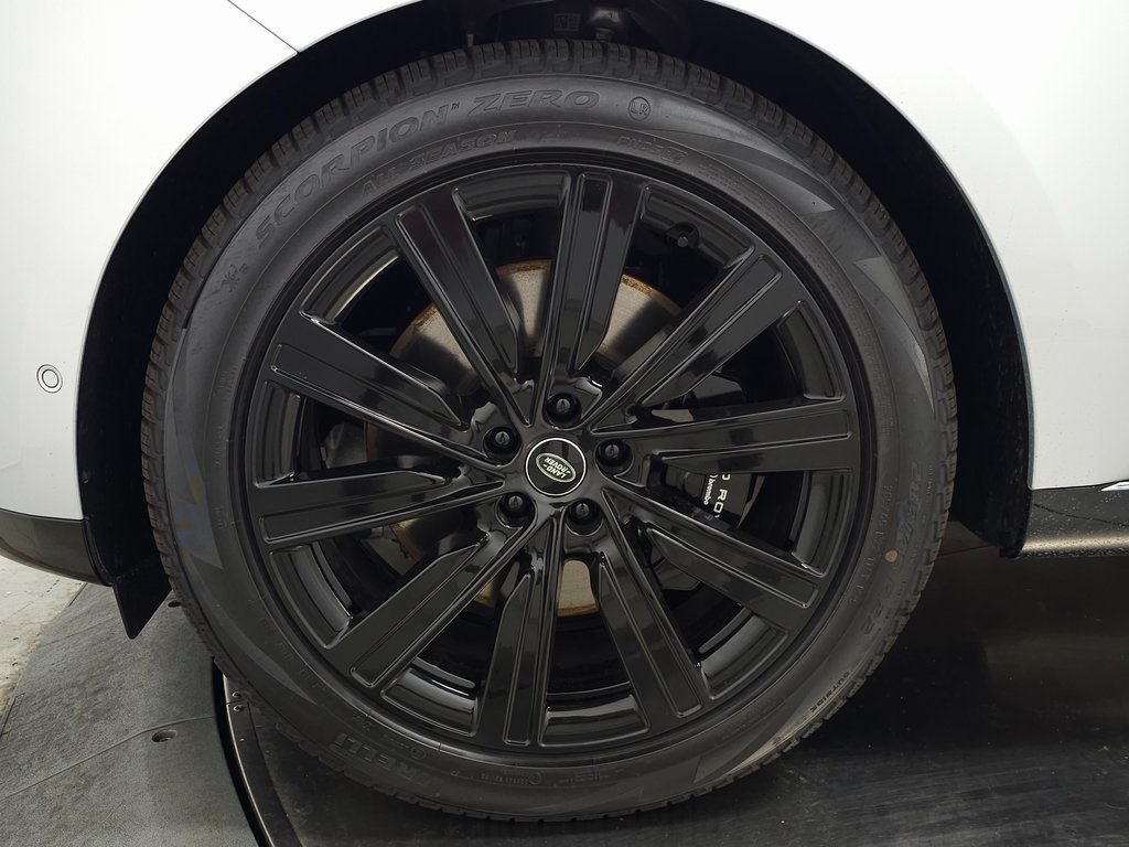 2025 LAND ROVER RANGE ROVER - Image 9