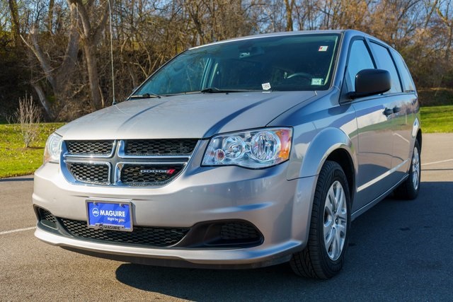 2019 Dodge Grand Caravan SE photo 2