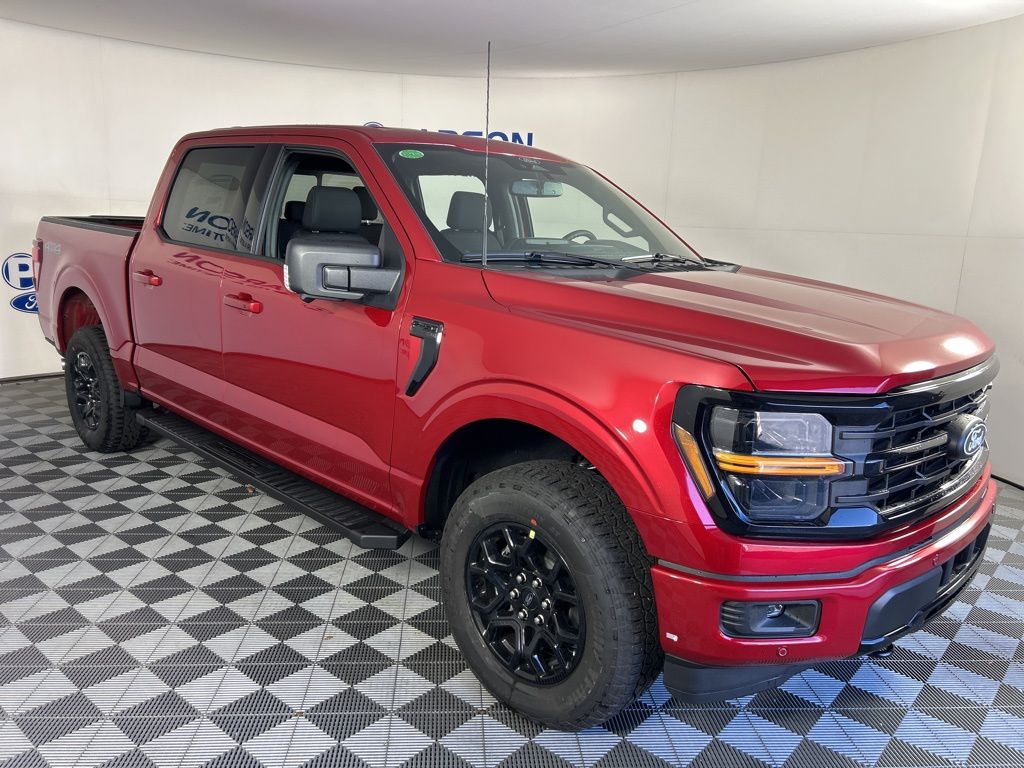 2025 Ford F-150 XLT photo 3