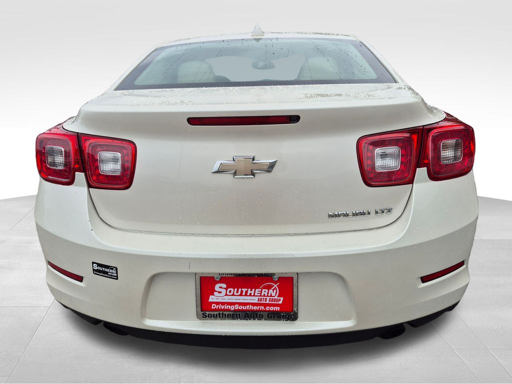 2013 Chevrolet Malibu LTZ photo 4