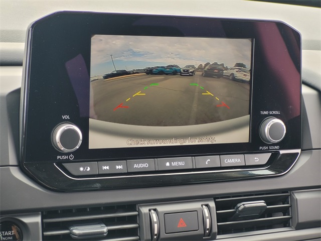 2025 Nissan Pathfinder S photo 15