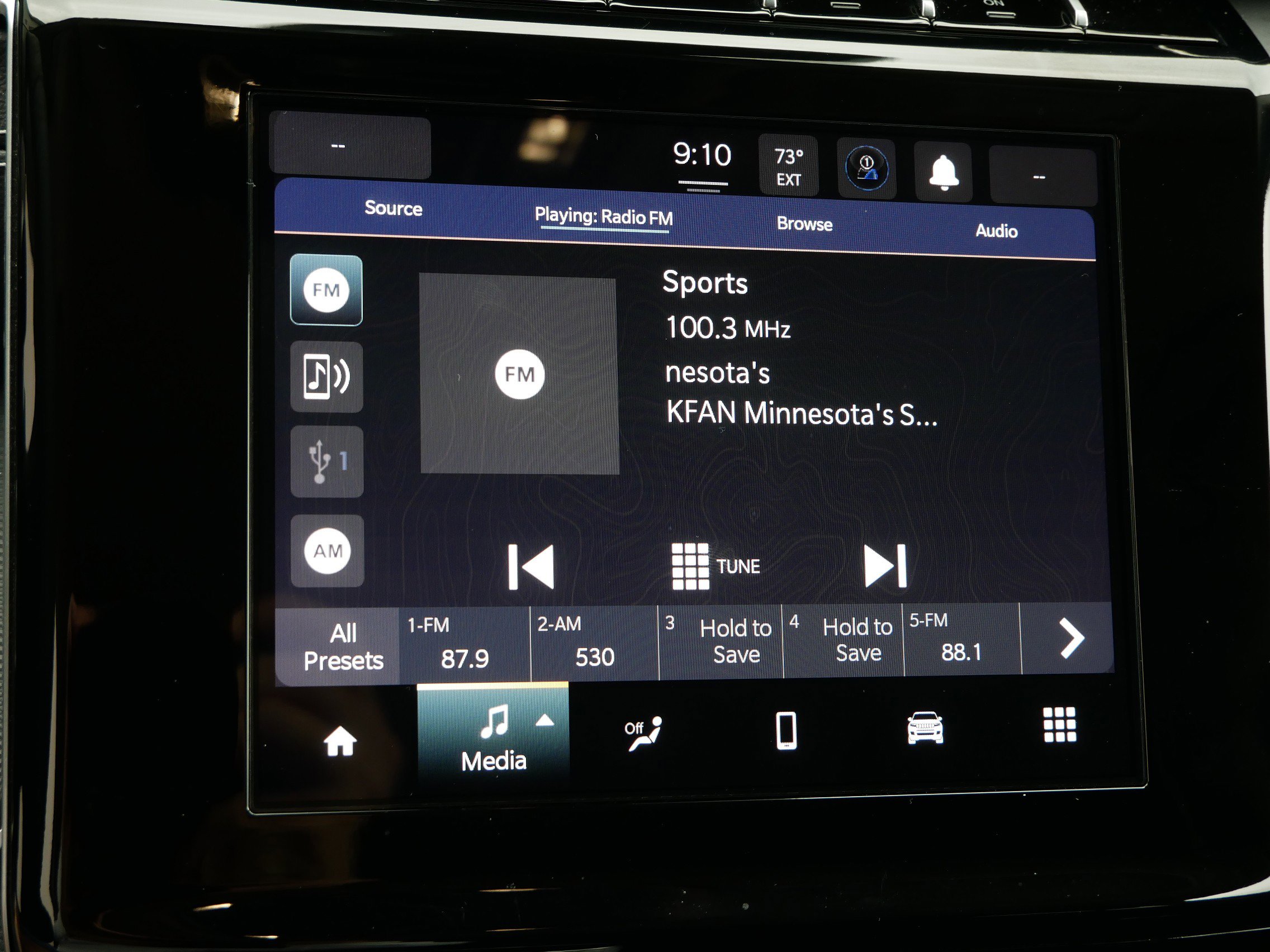 2023 Jeep Grand Cherokee Laredo photo 23