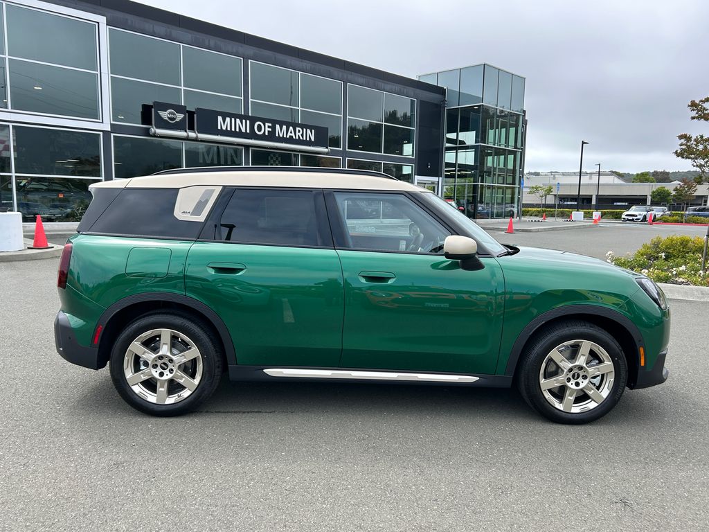 2025 Mini Countryman ALL4 Signature photo 6