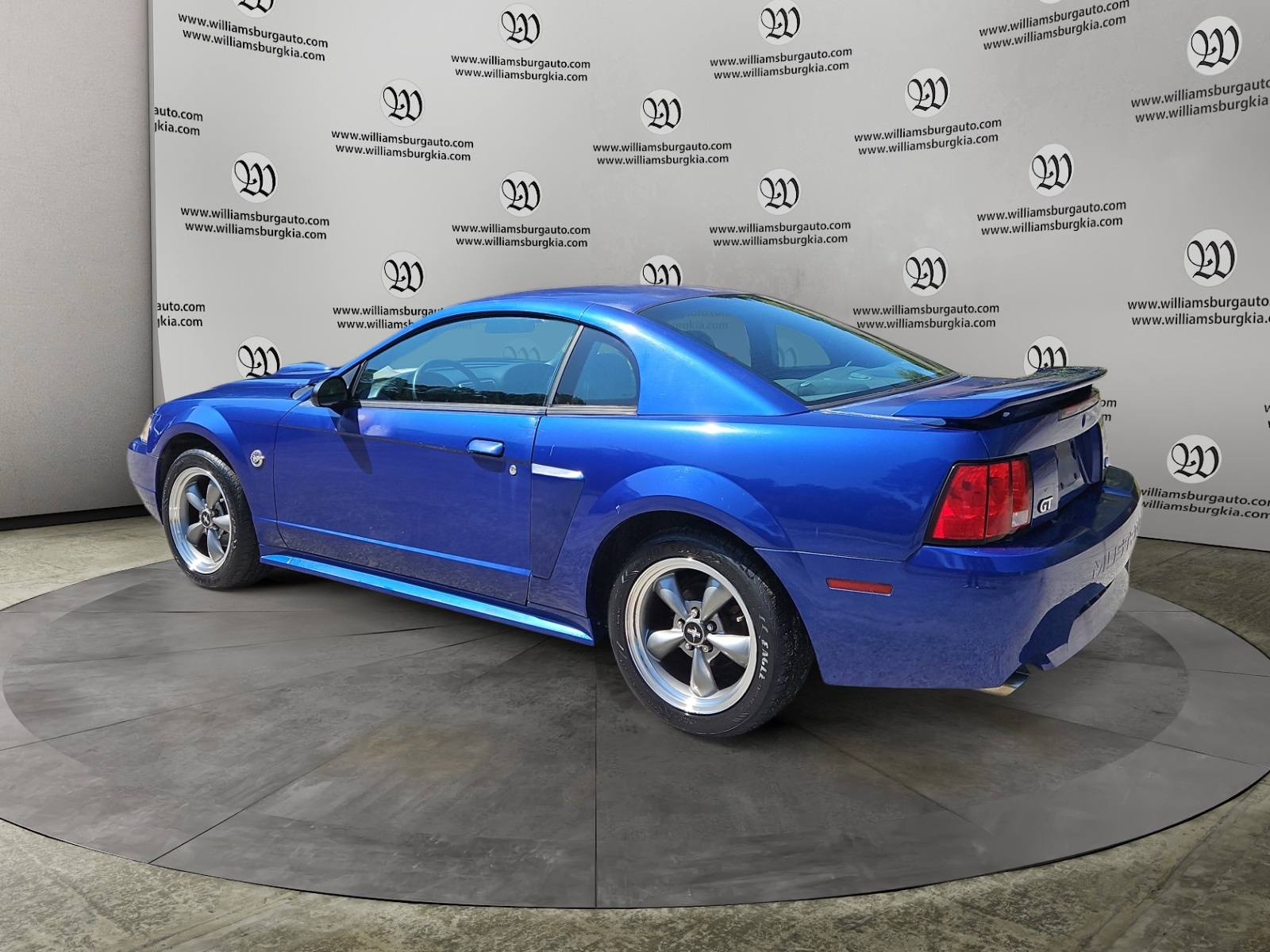2004 Ford Mustang GT photo 3