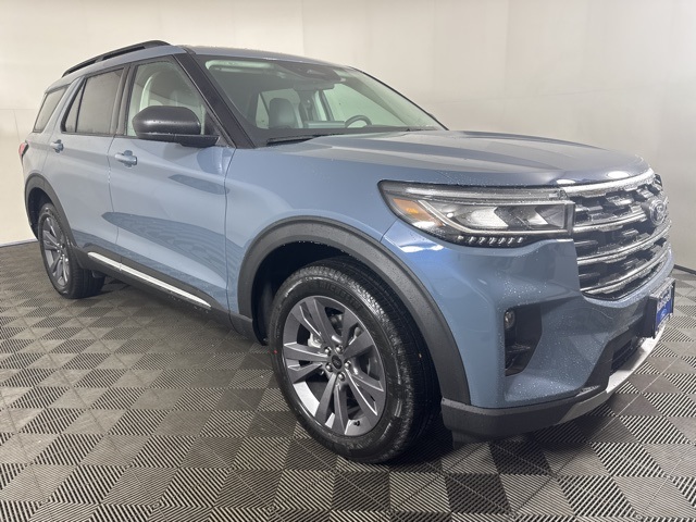 2025 Ford Explorer Active's photo