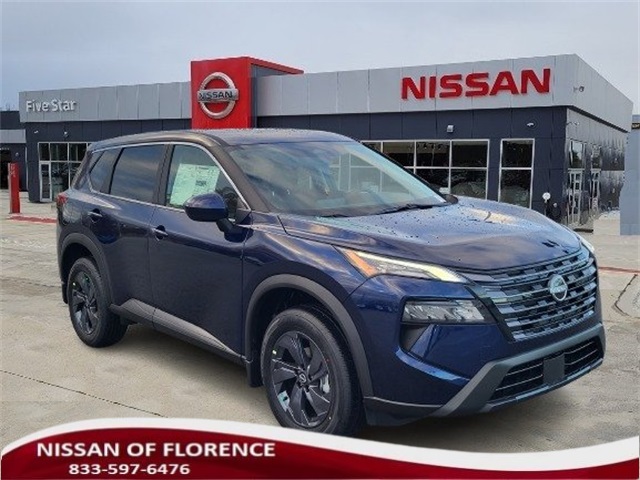 2026 Nissan Rogue SV's photo