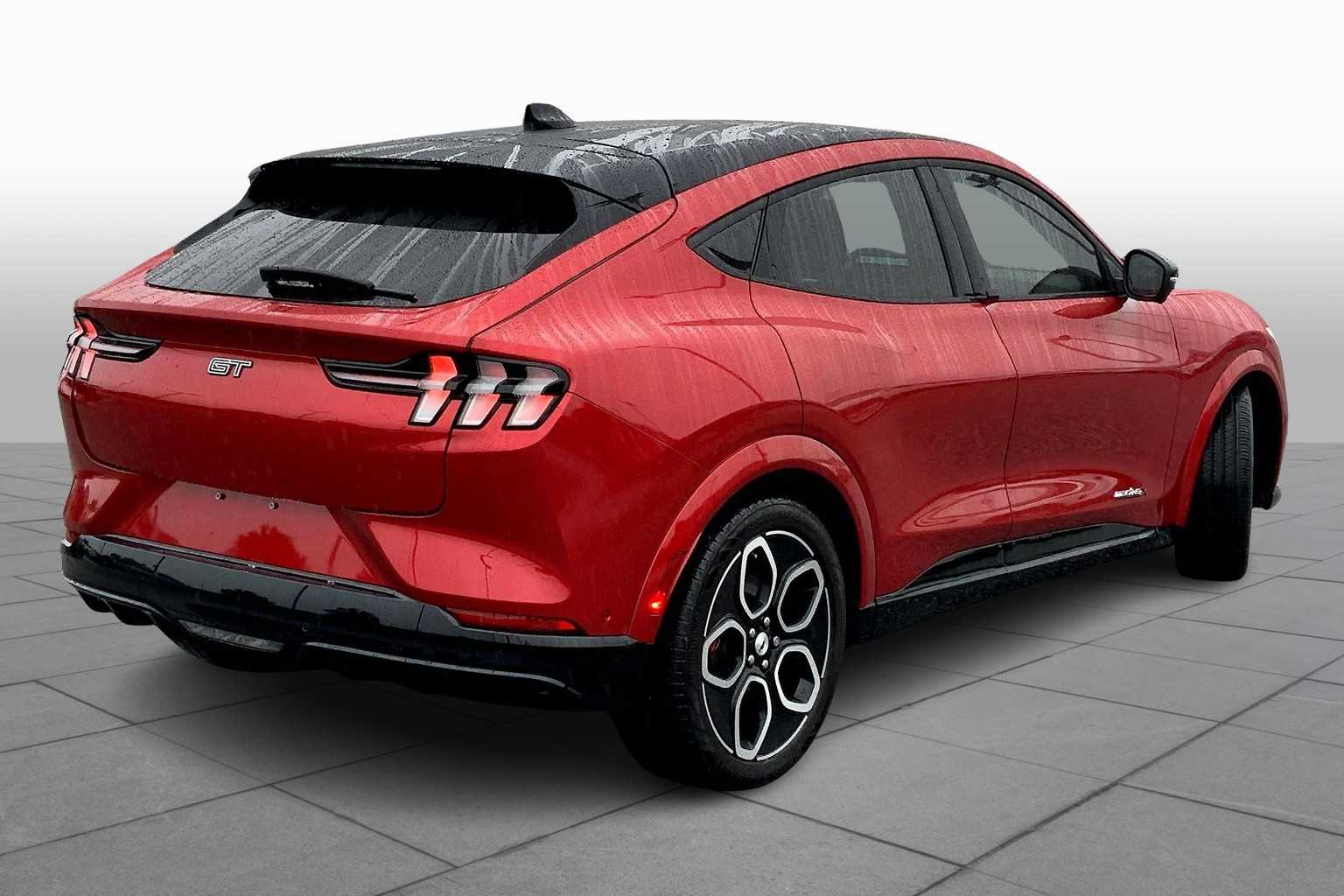 2023 Ford Mustang Mach-E GT photo 11
