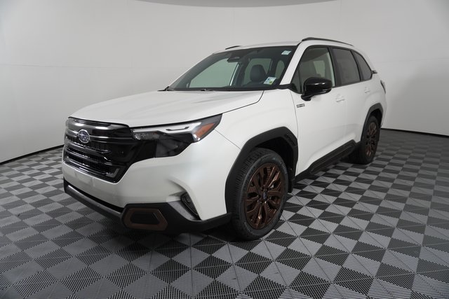 2025 Subaru Forester Sport photo 3