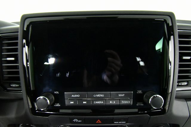 2023 Nissan Frontier PRO-4X photo 2