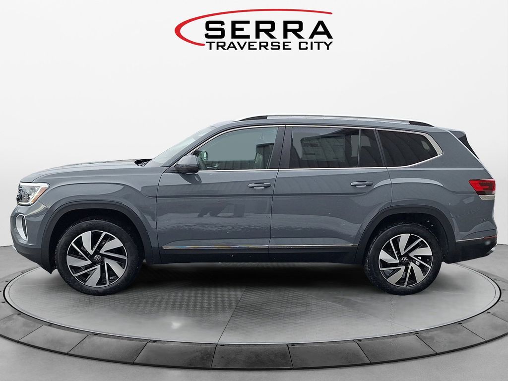 2025 Volkswagen Atlas SEL photo 2