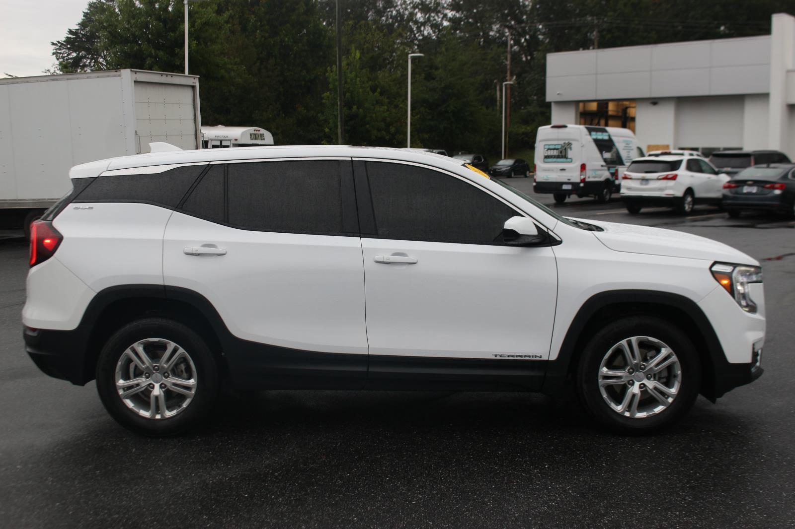 2022 Gmc Terrain SLE photo 8