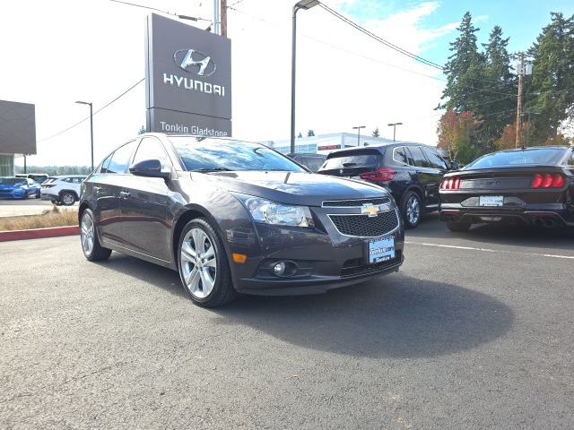 2014 Chevrolet Cruze LTZ photo 2