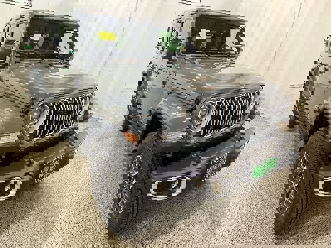 2026 Jeep Wrangler 4-Door Sahara's photo