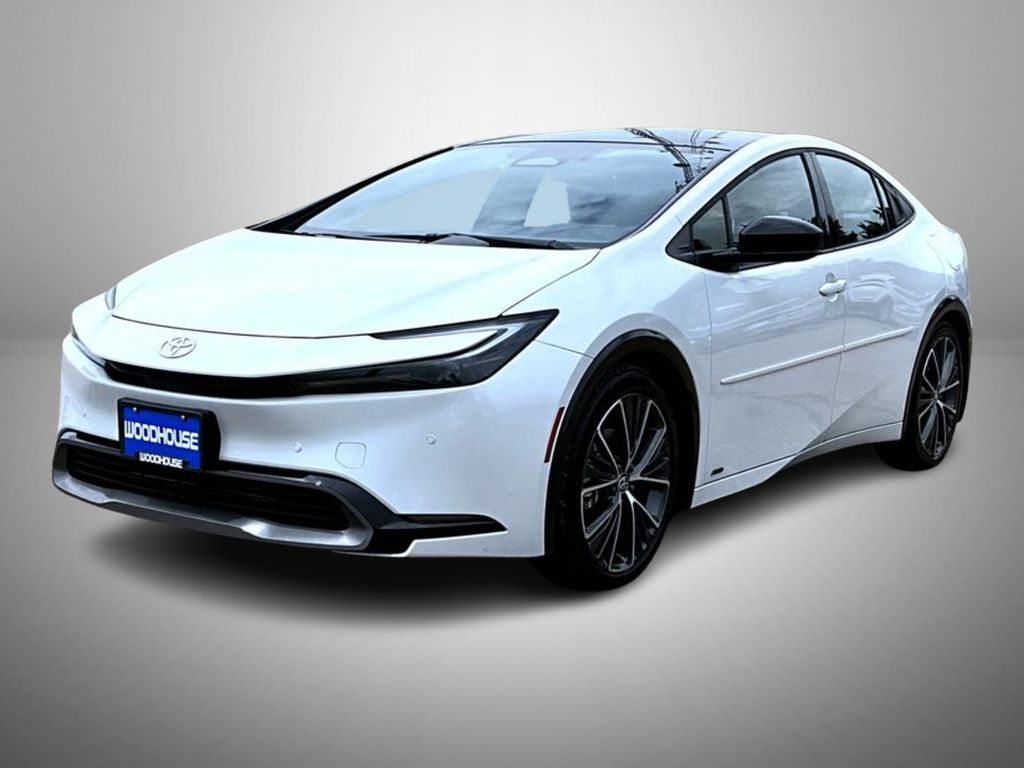 2025 Toyota Prius Limited's photo