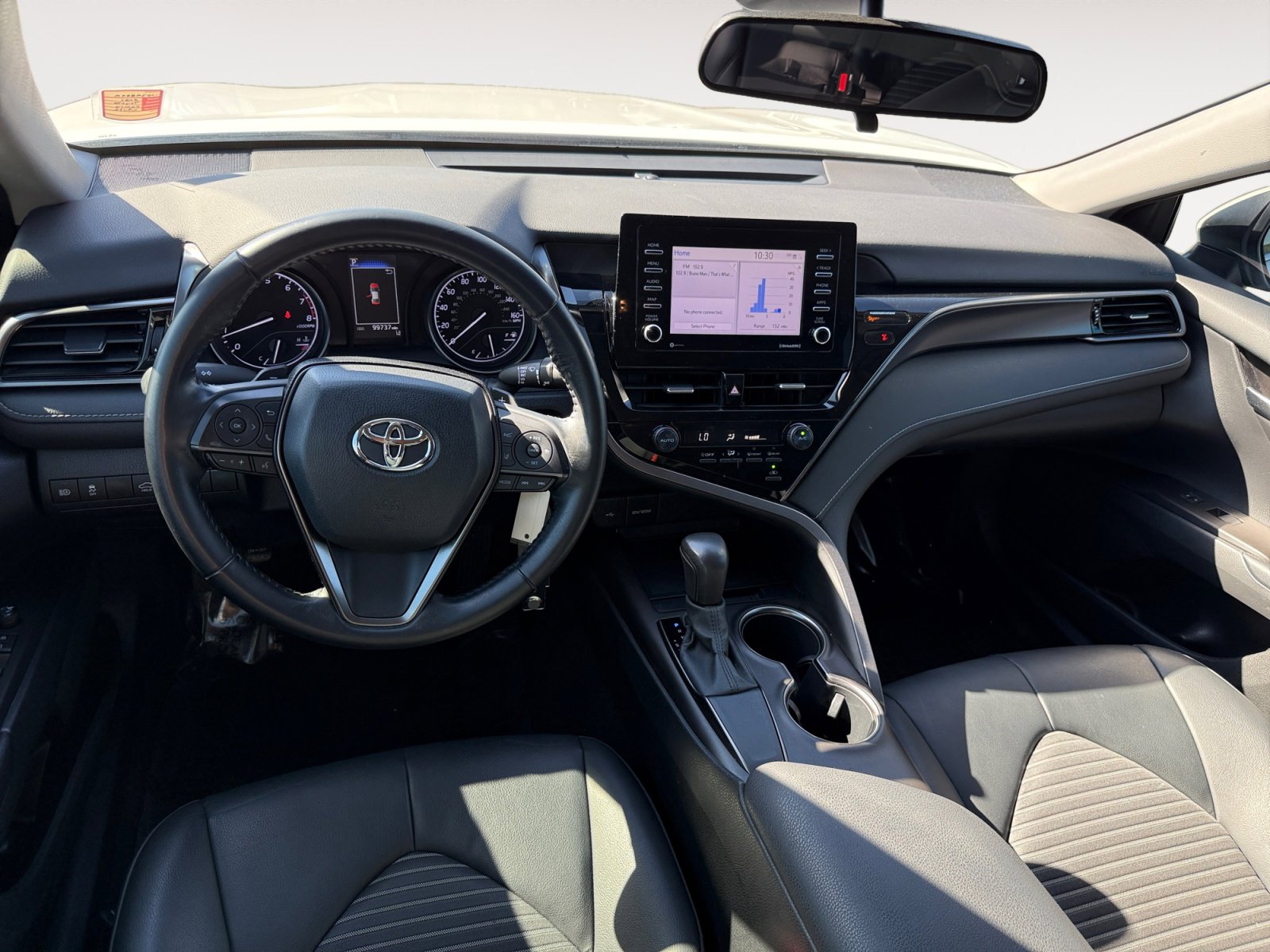 2021 Toyota Camry SE photo 15