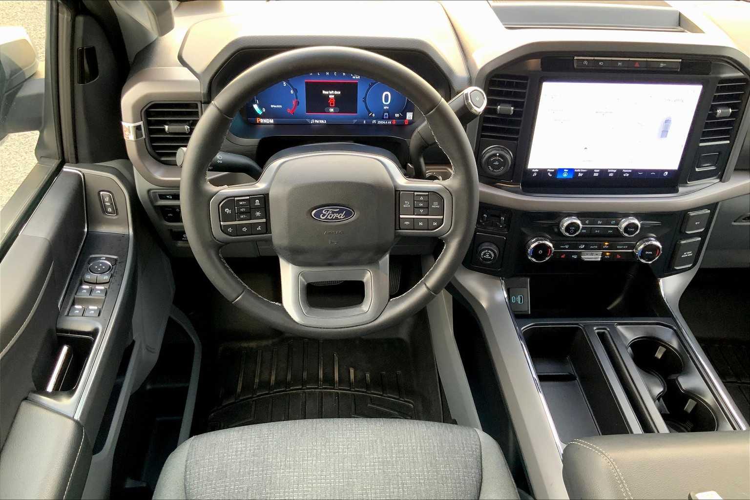 2024 Ford F-150 XLT photo 5