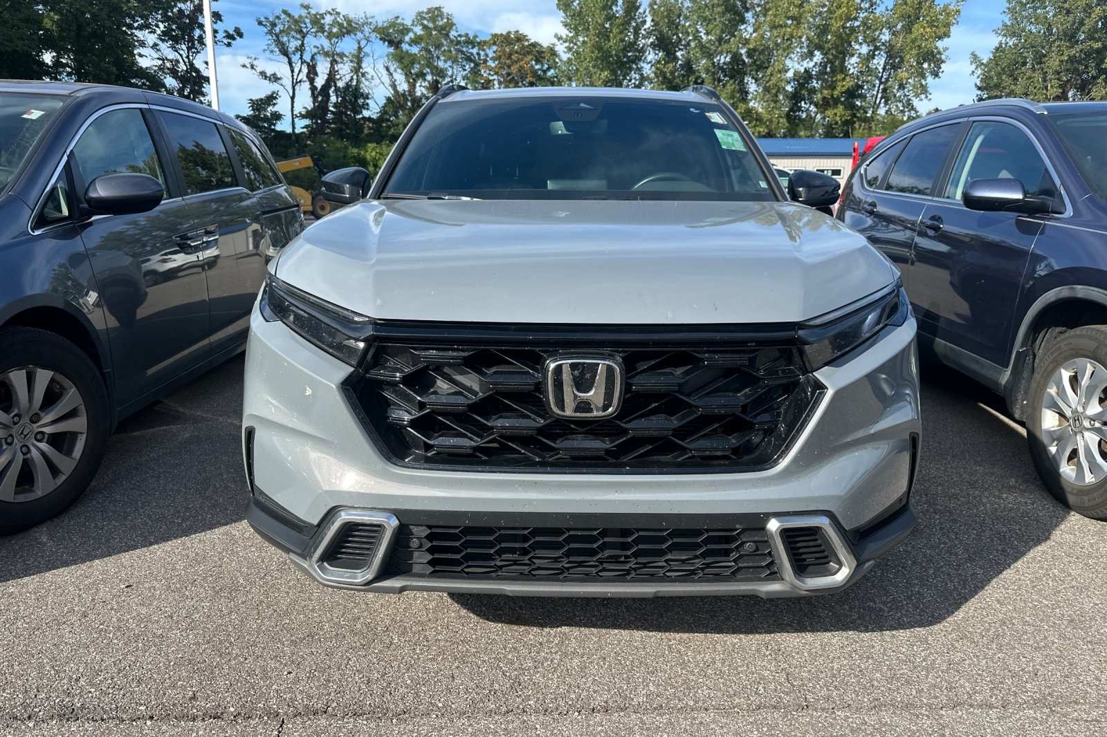 2024 Honda CR-V Hybrid Sport Touring photo 8