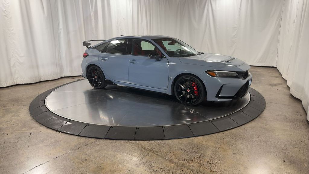 2023 Honda Civic Type R photo 3